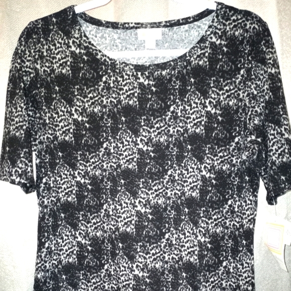 LuLaRoe Tops - MEDIUM GIGI Top #1230